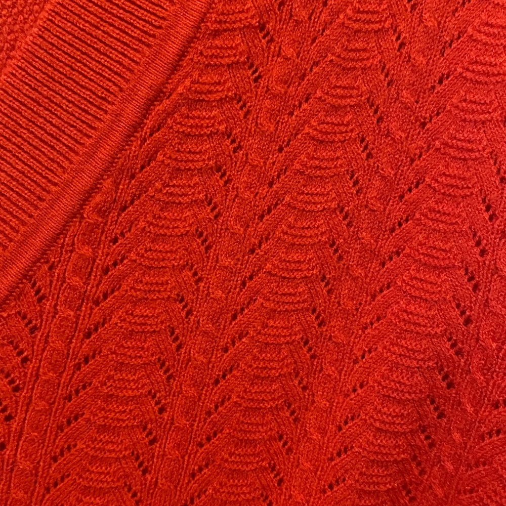 Cabi Perfect Pullover size Medium - image 9